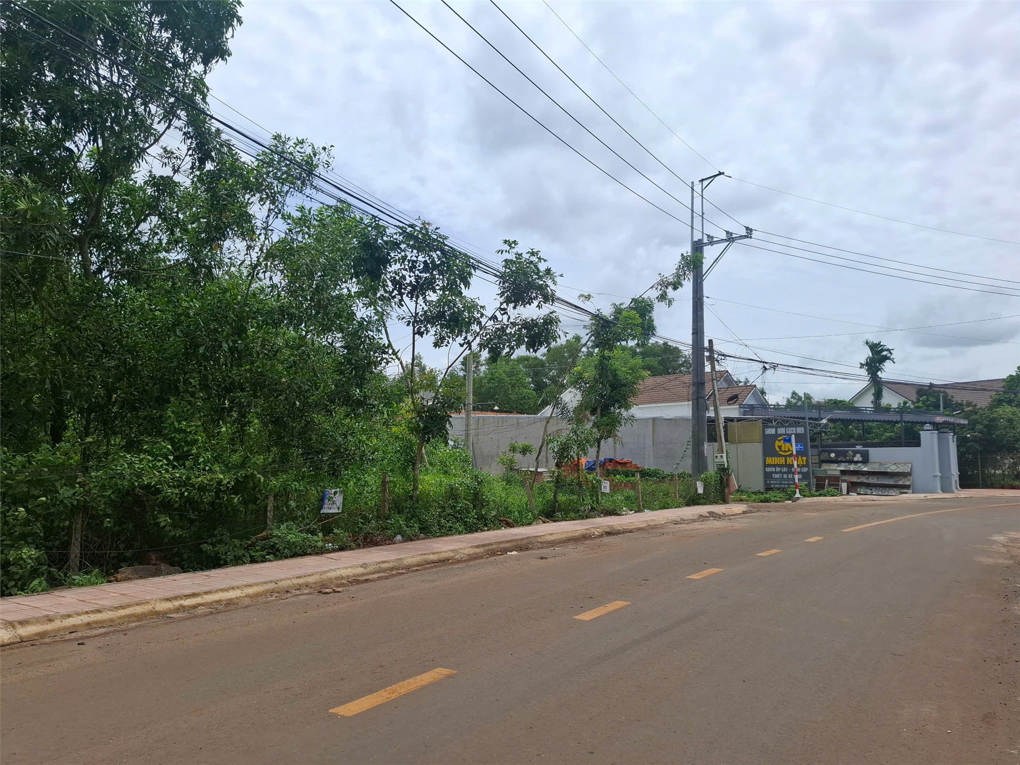 ĐẤT ĐẸP - MẶT TIỀN - Chính Chủ Bán Lô Đất Tại Đường Điểu Xiển, Xã Bàu Trâm, Long Khánh, Đồng Nai - Ảnh chính