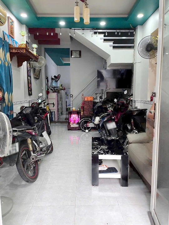 Nhà vị trí đẹp gần HXH  Phạm Thế Hiển P5Q8 - Ảnh 1