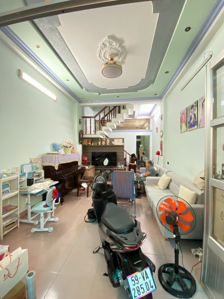 NHÀ ĐẸP KHU TRUNG TÂM GV - GẦN ST LOTTE NG.V.LƯỢNG & QUANG TRUNG - Ô TÔ VÀO NHÀ - 80M² - 4 TẦNG CHỈ HƠN 7 TỶ - Ảnh 2