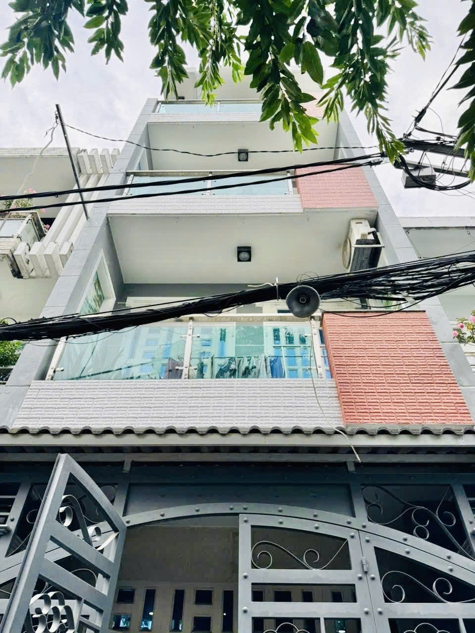 NHÀ ĐẸP THỐNG NHẤT GV - GẦN ST LOTTE & KDC CITYLAND NG.V.LƯỢNG - HẺM Ô TÔ - 4 TẦNG NHỈNH 6 TỶ - Ảnh 1