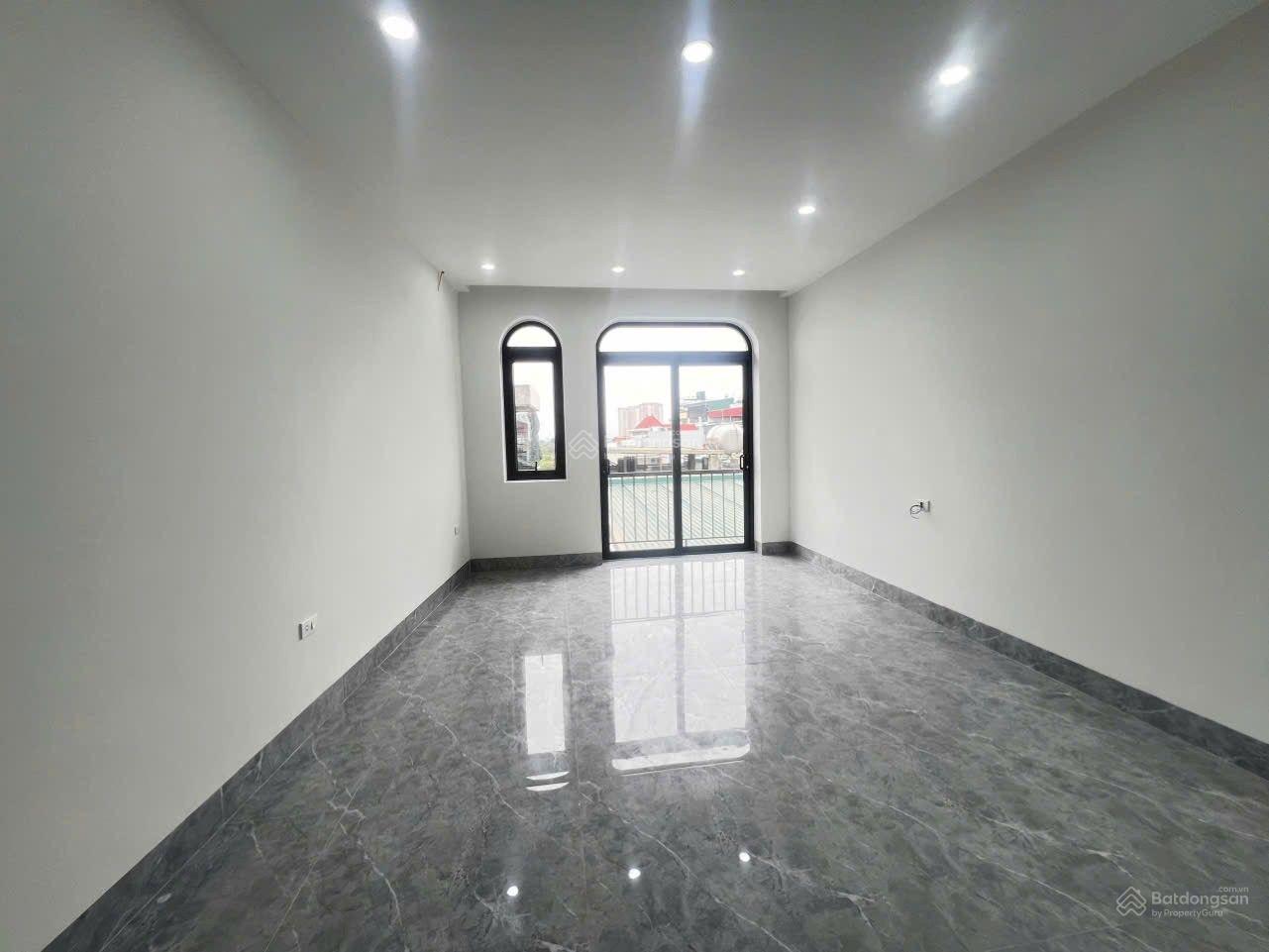 Bán nhà phố Thạch Bàn Long Biên 5 tỷ 35m2, 5 tầng MT 4m, ô tô KD sát trường cấp 3 Thạch Bàn - Ảnh 5