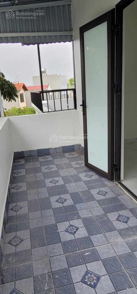 Bán nhà Long Biên, 4 tầng 33m2 ô tô vào nhà, ngõ thông, chỉ hơn 4 tỷ - Ảnh 3