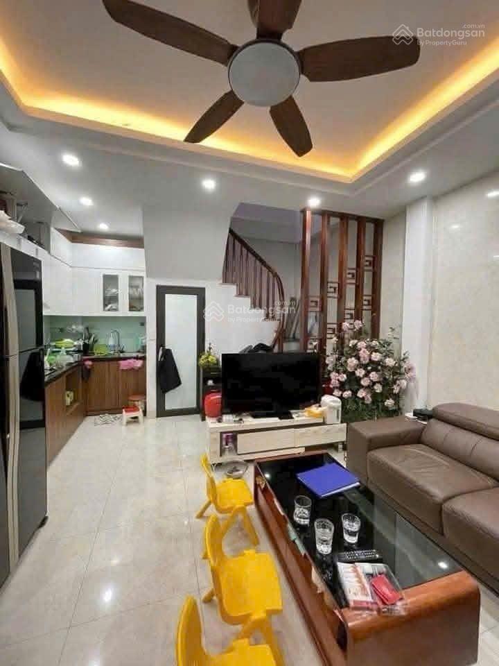 BÁN NHÀ LÔ GÓC THẠCH BÀN LONG BIÊN 5 tỷ, 37m2, 4PN, 4WC MT 4m, Ô Tô KD SÁT PHỐ - Ảnh 2
