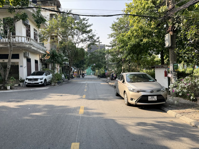 Cần bán 58,8m2 nhà 4 tầng dân xây, khu tập thể 918, Phường Long Biên. An ninh tốt, dân trí cao, tiện - Ảnh 4
