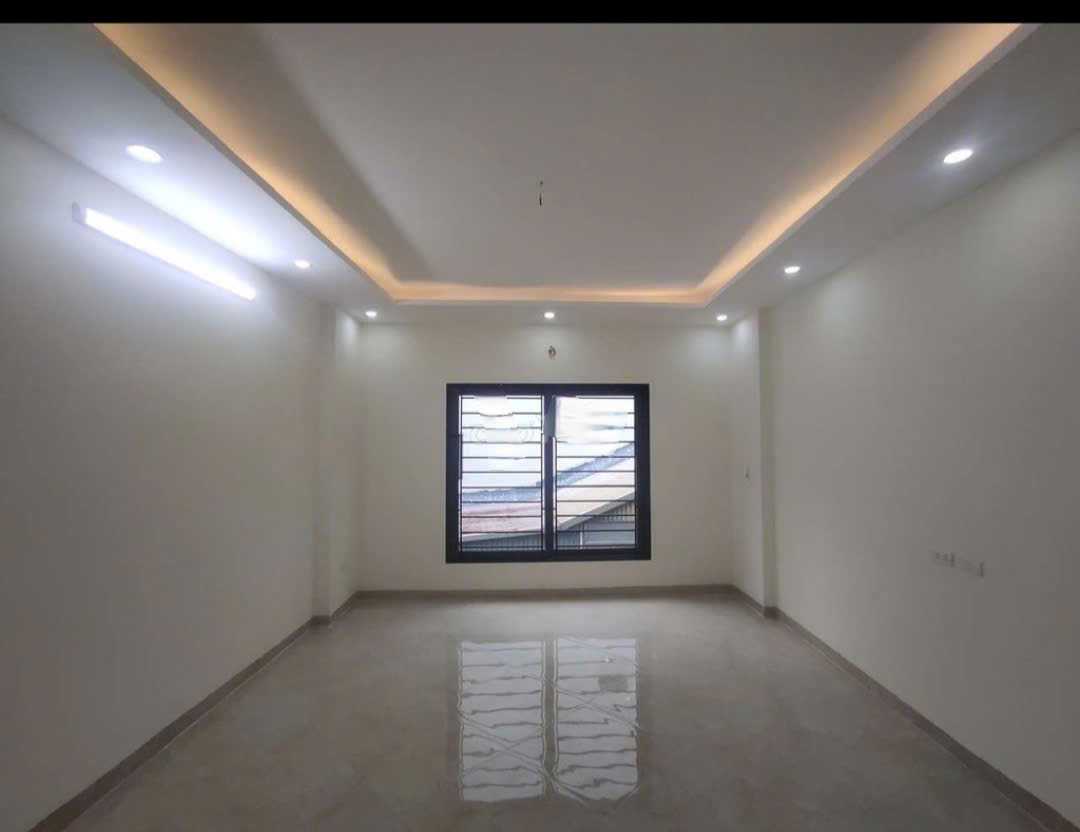 Cho Thuê nhà ngõ 38 Đê Tô Hoàng -  Hai Bà Trưng 30m x 5T giá 13 triệu, 20m ra ô tô - Ảnh 2