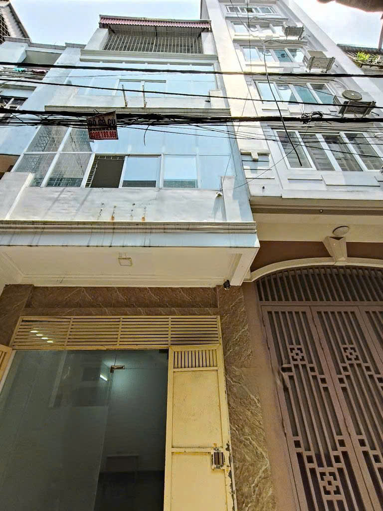 Cho thuê nhà ngõ 840  Bạch Đằng, Hai Bà Trưng 40m x 4T, 5PN3VS giá 13.5TR, ô tô đỗ cửa - Ảnh chính