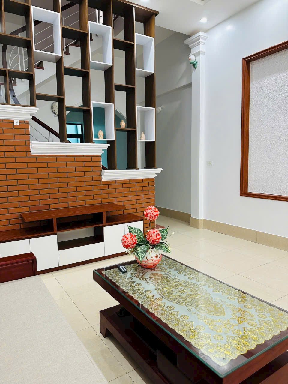 Bán căn nhà 3 tầng mặt phố Tống Duy Tân, ph Hải Dương, TP HP mới, 78m2, mt 4.65m, 3 ngủ - Ảnh 2