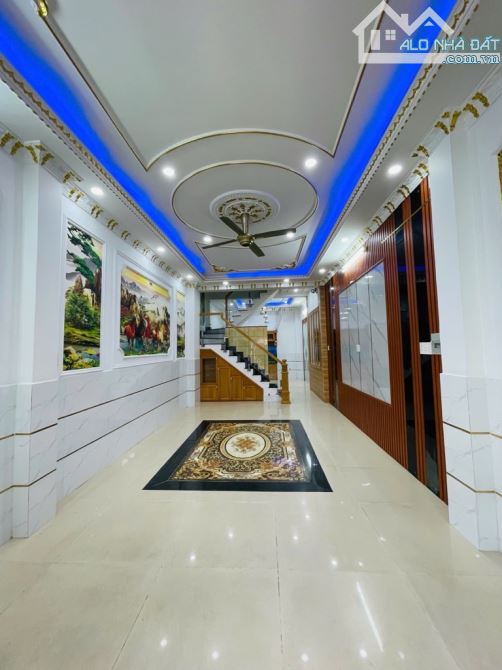 NHÀ 4 TẦNG KIÊN CỐ MỚI ĐẸP LÊ VĂN QUỚI - HẺM XE TẢI - 60M2 - GIÁ CHỈ HƠN 6 TỶ - Ảnh chính