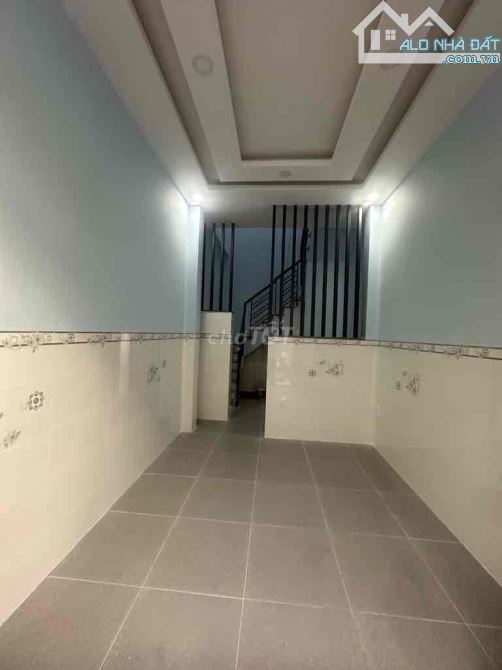 NHÀ VIP TÂN HÒA ĐÔNG - HXH THÔNG - 2 TẦNG - SD: 45M2 GIÁ 2 TỶ X - Ảnh chính