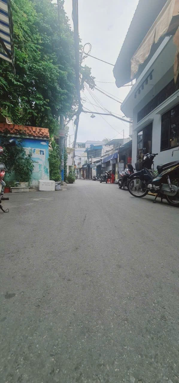 NHÀ LÔ GÓC KO LỘ GIỚI - GẦN TRƯỜNG CHINH & CỔNG KCN TÂN BÌNH - HẺM ÔTÔ - 74M² - 2 TẦNG NHỈNH 7 TỶ - Ảnh chính