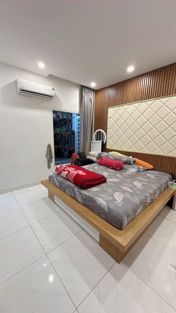 NHÀ B.ÁN - GIÁP TRƯỜNG CHINH  &  CỔNG KCN TÂN BÌNH - HẺM Ô TÔ - 76M² - 3 TẦNG CHỈ HƠN 7 TỶ - FULL NỘI THẤT - Ảnh 5