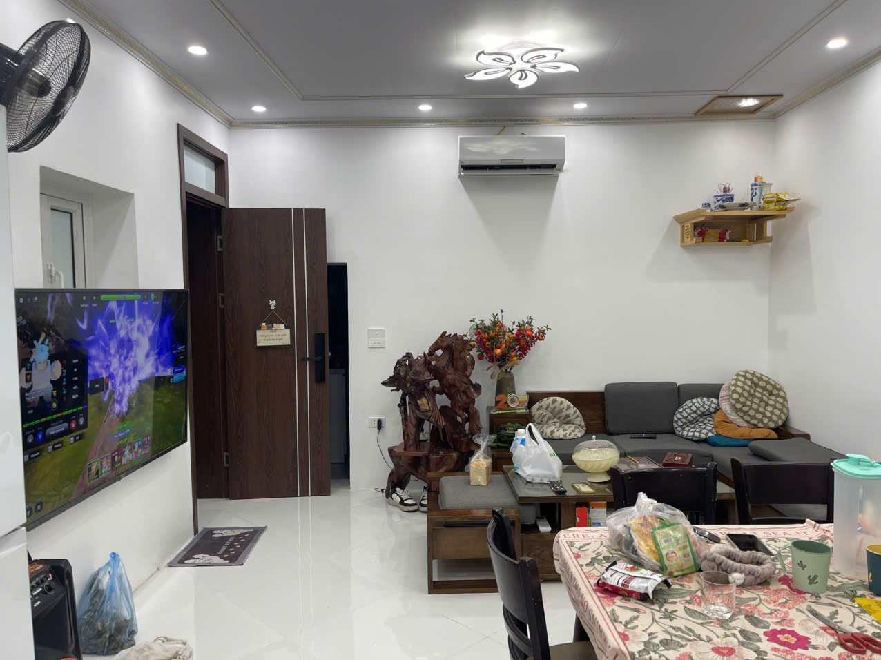 Bán nhà tập thể ngõ 43 Nguyễn Ngọc Doãn - Đống Đa DTSD 100M, 3 ngủ giá 4.5 tỷ - Ảnh chính