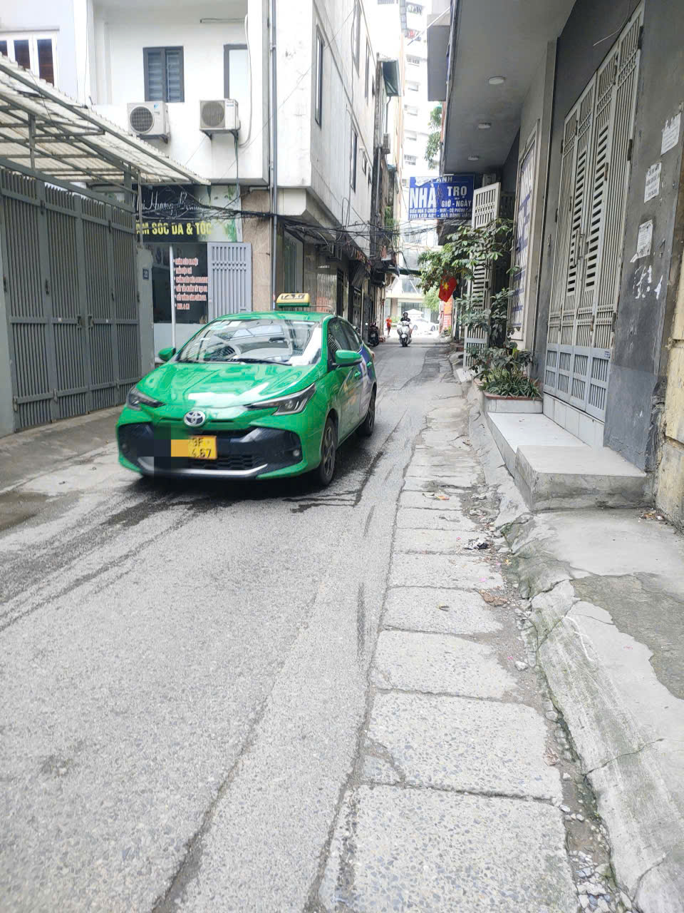 Bán nhà tập thể Tân Mai - Hoàng Mai DTSD 85m full đồ, nhà đẹp giá 5.1 tỷ, gara ô tô - Ảnh chính