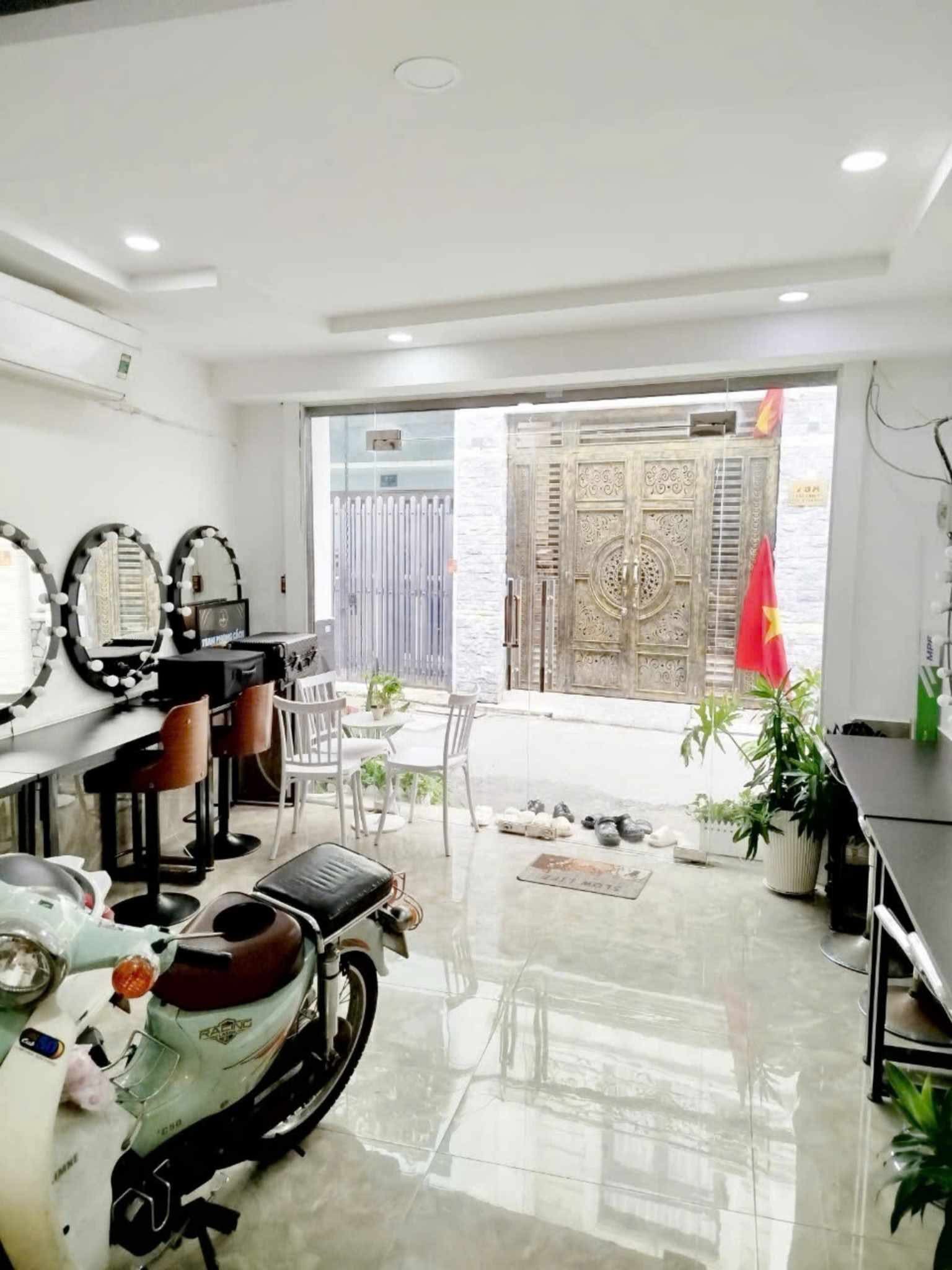 💥Mặt tiền gần chợ Tân Bình, 1 trệt 2 lầu, 4.1 x 11,Nhỉnh 5tỷ - Ảnh 1