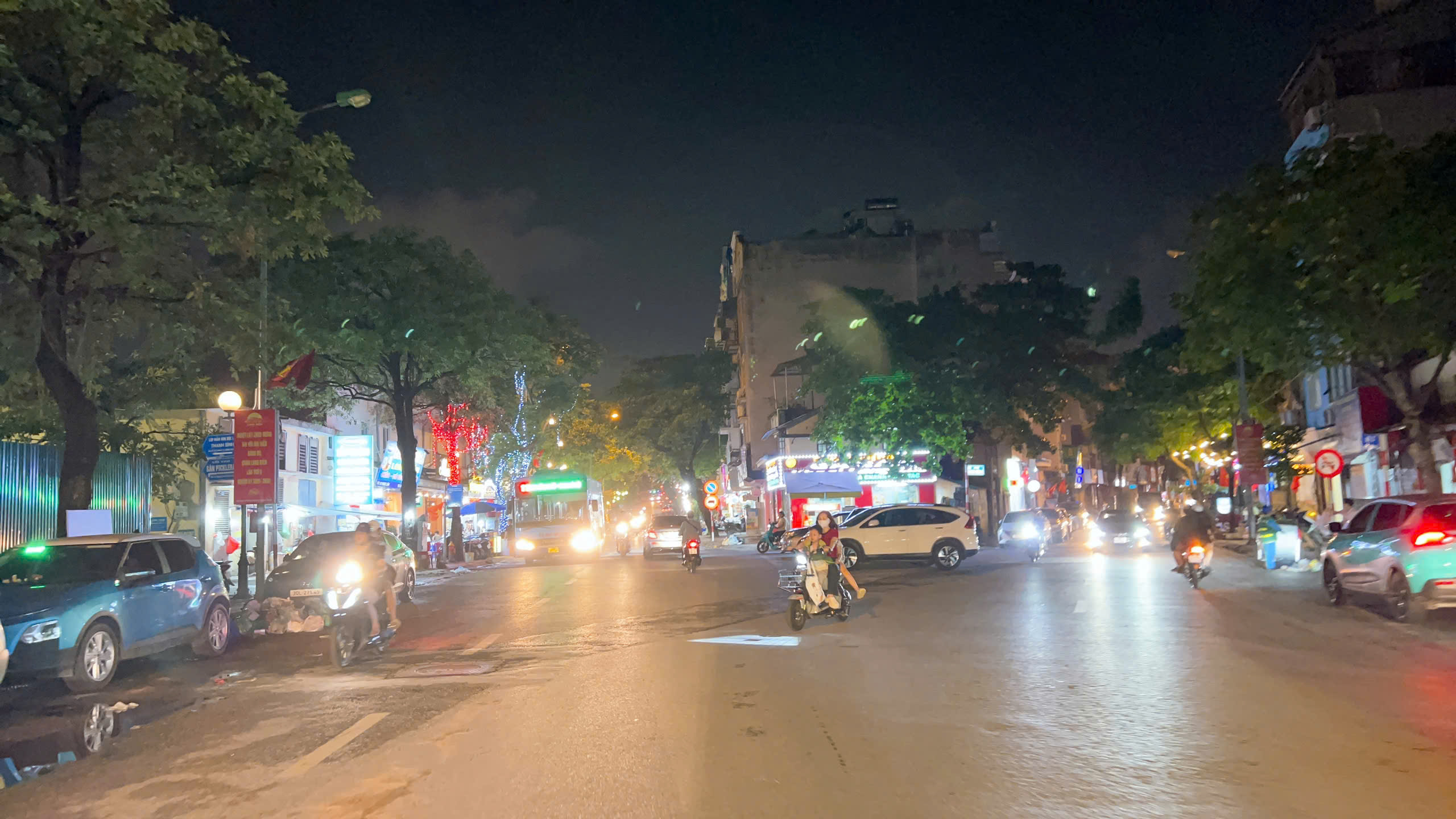 RẺ NHẤT PHỐ, NHÀ DÂN XÂY NGỌC LÂM 56M, 3T, MT 4M, 3 THOÁNG, SÁT PHỐ, Ô TÔ ĐỖ CỔNG. - Ảnh 1