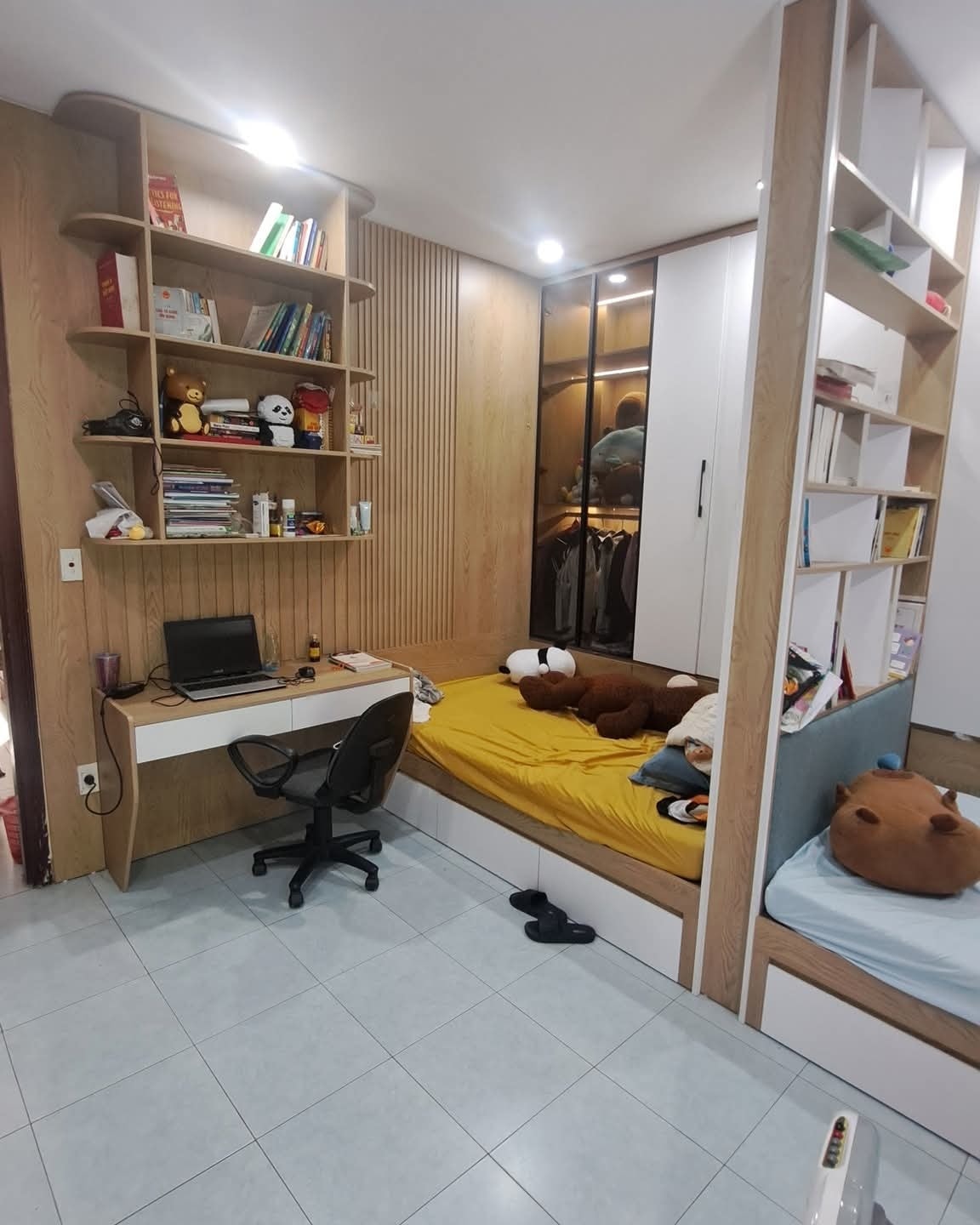 B.ÁN NHÀ KĐT VĂN QUÁN - 5 TẦNG, GARA, GỖ LIM CAO CẤP - GẦN PHỐ CHIẾN THẮNG - Ảnh 4