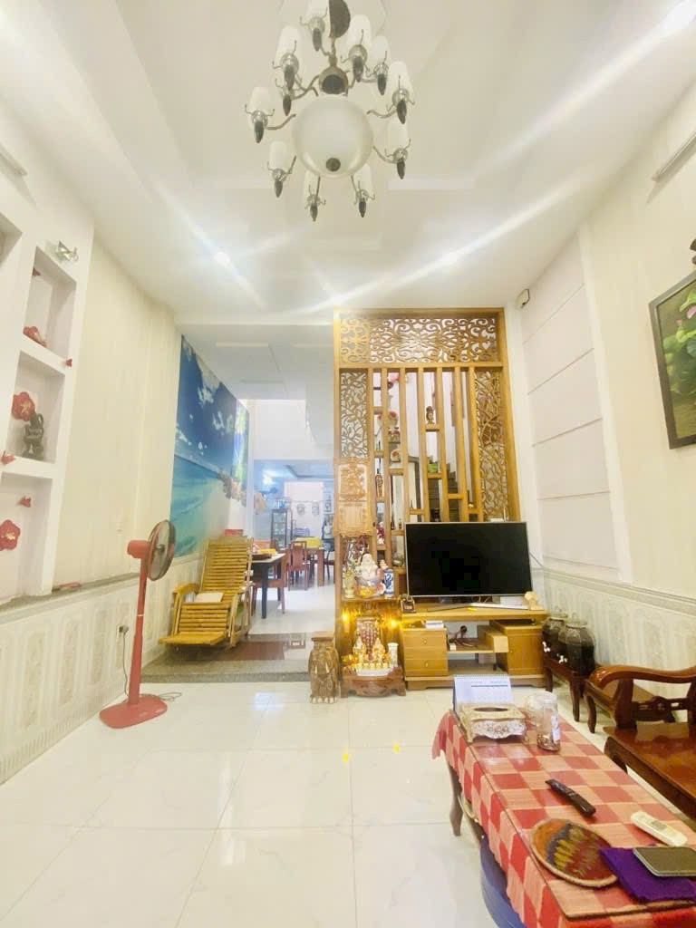 NHÀ ĐẸP PHAN HUY ÍCH - GẦN TRƯỜNG CHINH & ST EMART2 - KHU PHÂN LÔ - HXH - 72M²(4×18) - 4 TẦNG NHỈNH 7 TỶ - Ảnh chính