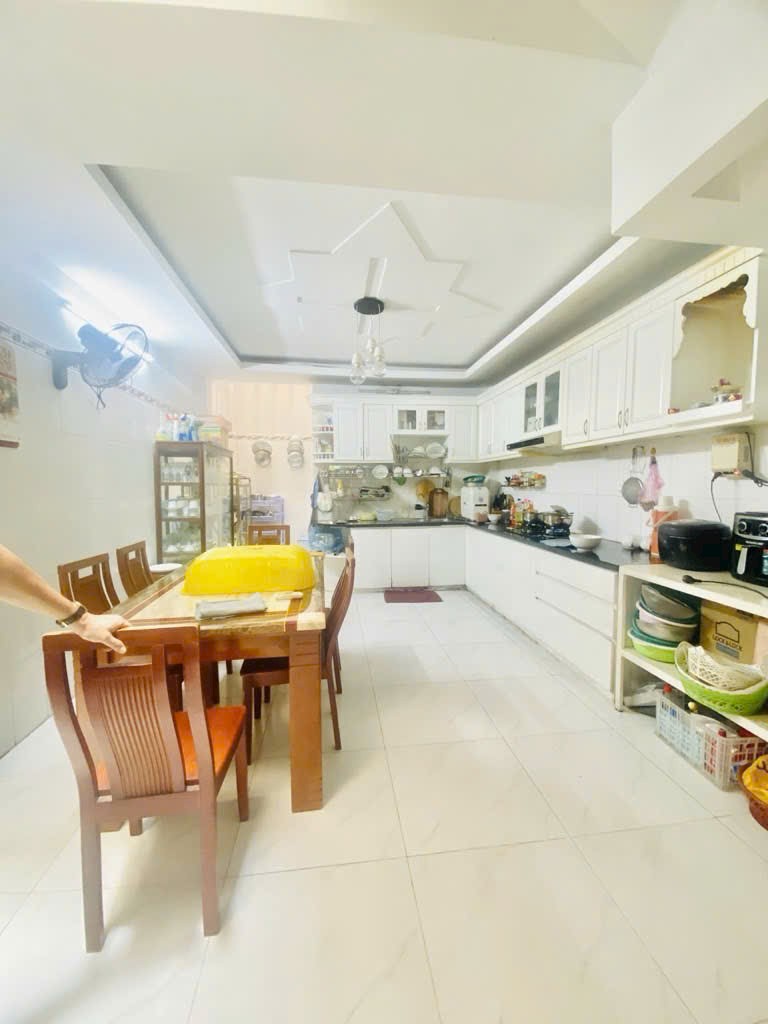 NHÀ ĐẸP PHAN HUY ÍCH - GẦN TRƯỜNG CHINH & ST EMART2 - KHU PHÂN LÔ - HXH - 72M²(4×18) - 4 TẦNG NHỈNH 7 TỶ - Ảnh 2