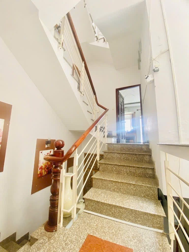 NHÀ ĐẸP PHAN HUY ÍCH - GẦN TRƯỜNG CHINH & ST EMART2 - KHU PHÂN LÔ - HXH - 72M²(4×18) - 4 TẦNG NHỈNH 7 TỶ - Ảnh 3