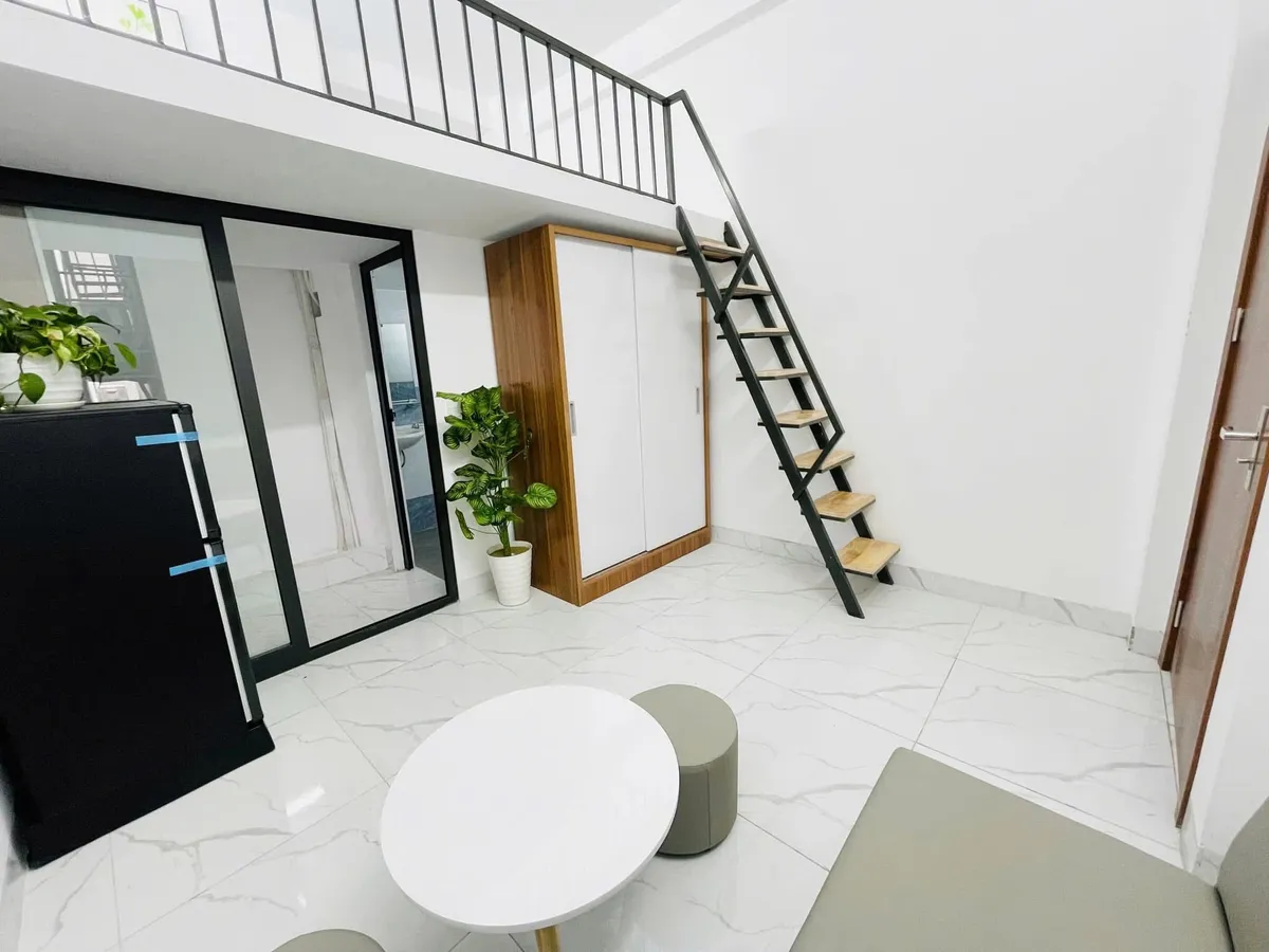 NHÀ ĐẸP DÂN XÂY, GẦN HỒ HẠ ĐÌNH, 8 PHÒNG KHÉP KÍN, DOANH THU 35TR/THÁNG, 42m2+ 5 Tầng . - Ảnh 1