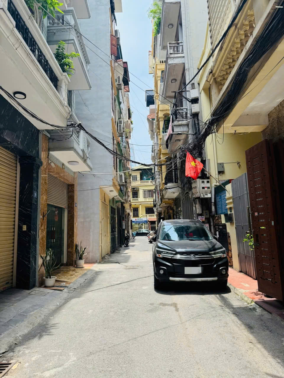 Cho thuê nhà nguyên căn ngõ 5 Hoàng Sâm, Cầu Giấy 50m x 4T giá 16TR, ngõ ô tô - Ảnh chính