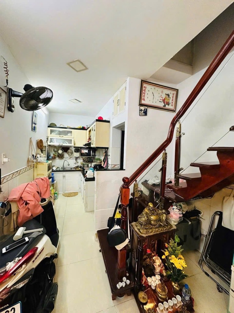 SÁT HẺM ÔTÔ, Nhà 2 Tầng DTST 60m2, P11 Bình Thạnh, giá 4.x tỷ - Ảnh 3