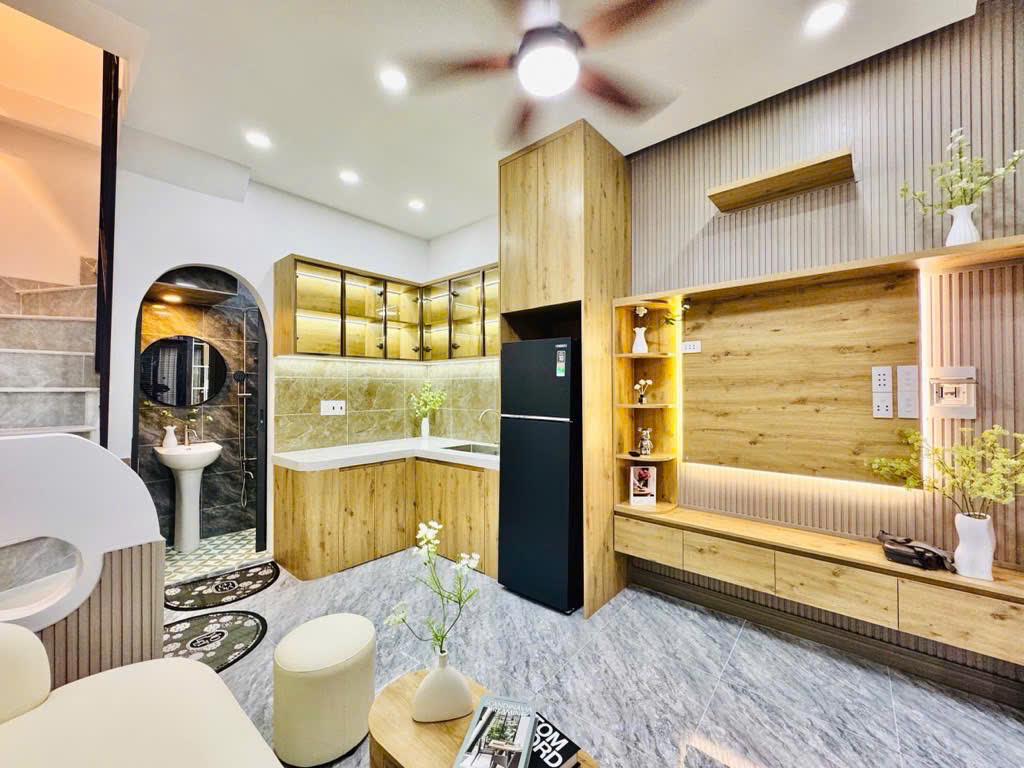🏡HUỲNH VĂN BÁNH-DTSD 72M2- 4 TẦNG MỚI ĐẸP- FULL NỘI THẤT - Ảnh 3