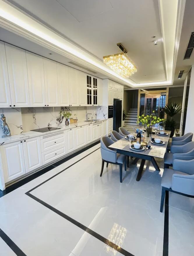 Siêu Phẩm Phố Trạm 50m2 8T Ô Tô Tránh, Kinh Doanh, Dòng Tiền, Full Nội Thất - 18 Tỷ - Ảnh 2