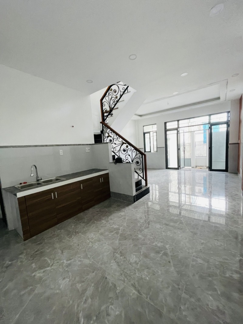 BÁN NHÀ HIỆP BÌNH CHÁNH – ĐƯỜNG SỐ 46 – NGANG 5M HIẾM – KHÔNG LỖI PHONG THỦY – Ở NGAY - CHỈ 4.5 TỶ - Ảnh 2