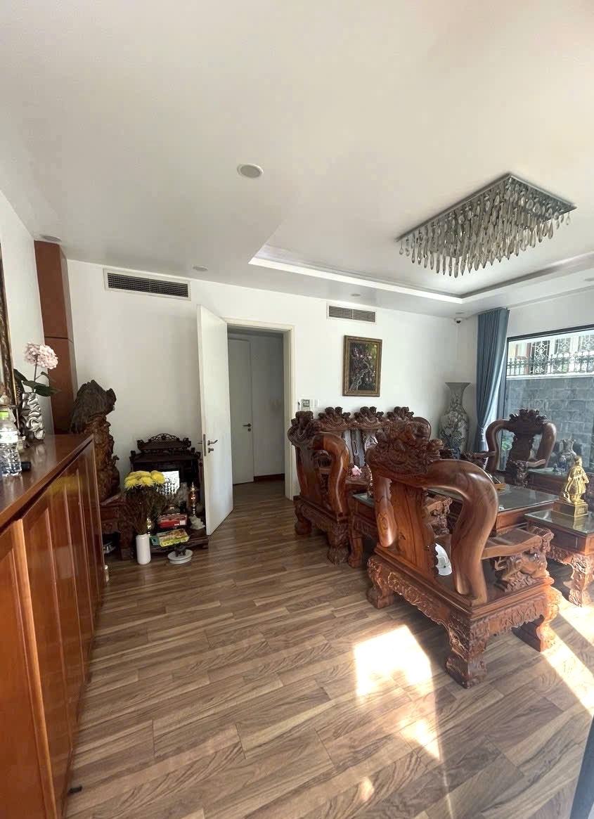 Bán Gấp Biệt Thự Sân Vườn Khu VIP Tân Phong - Q7 - VIEW Sông - Sát Công Viên - Giá Tốt - Ảnh chính