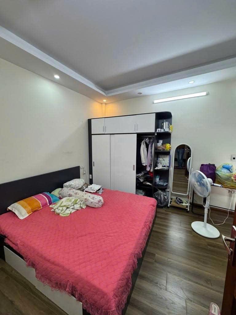 Cơ Hội Sở Hữu Ngôi Nhà 5 Tầng 35m2, 3 Phòng Ngủ - Vị Trí Vàng Quận Hoàng Mai - Chỉ 7.95 Tỷ! - Ảnh 2