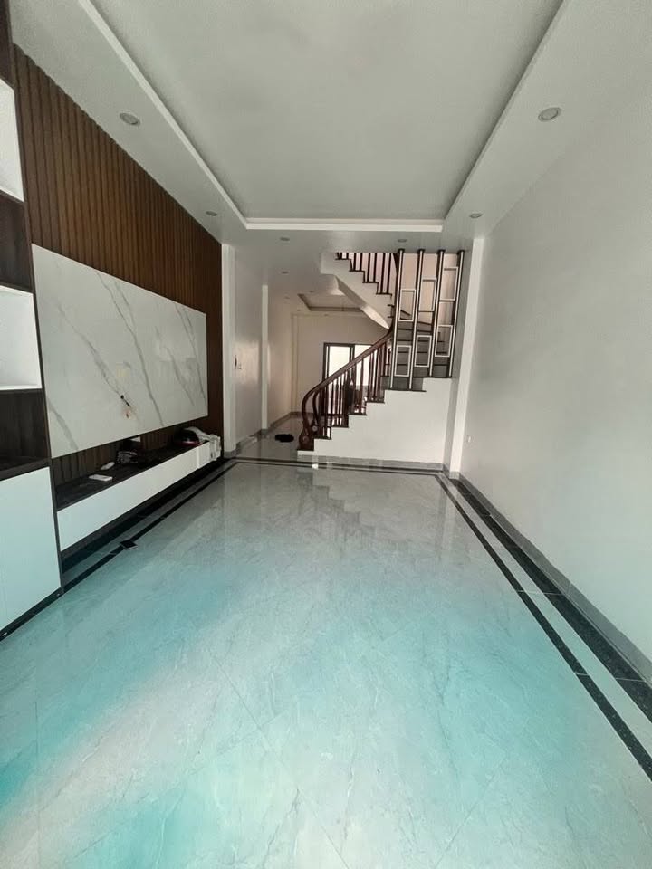 🏠 GIÁ KHÔNG TIN NỔI! NHÀ SIÊU ĐẸP DI TRẠCH 5 TẦNG – 34m² CHỈ 4,068 TỶ! - Ảnh 1