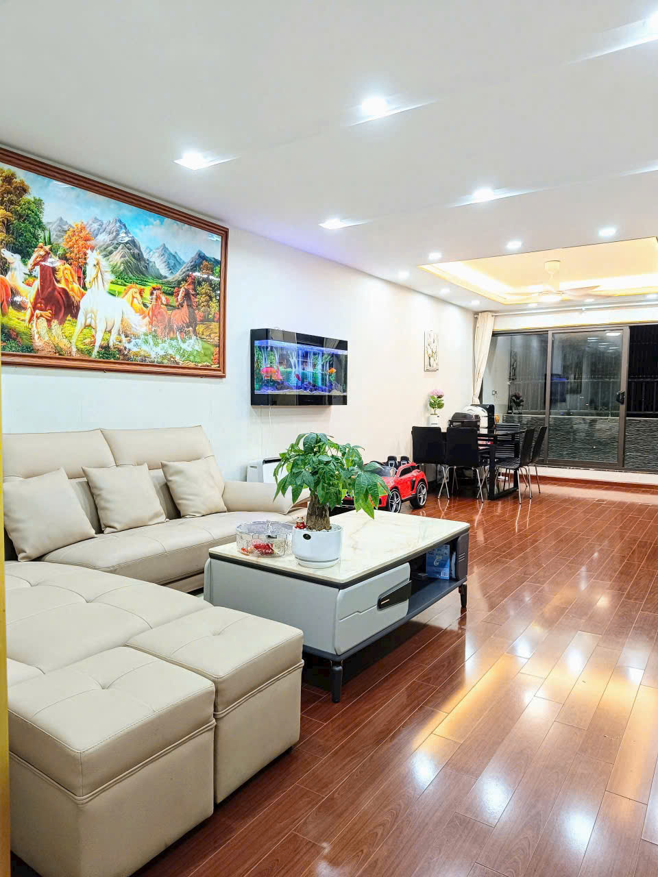Căn hộ chung cư view hồ 83m2, 3 ngủ toà HH Linh Đàm giá chỉ 3.x tỷ - Ảnh chính