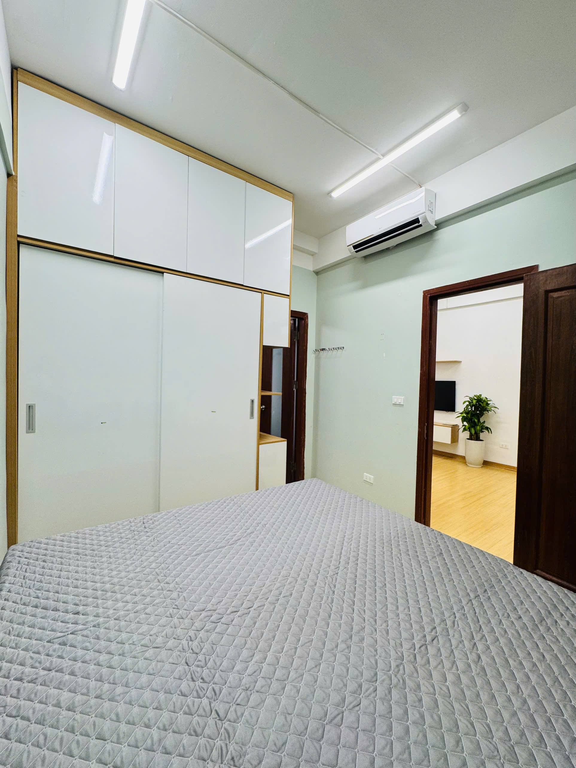 Căn hộ chung cư Kim Văn Kim Lũ, Nguyễn Xiển 56m2, 2 ngủ, sổ đỏ tầng 16 giá chỉ 3 tỷ nhỏ - Ảnh 3