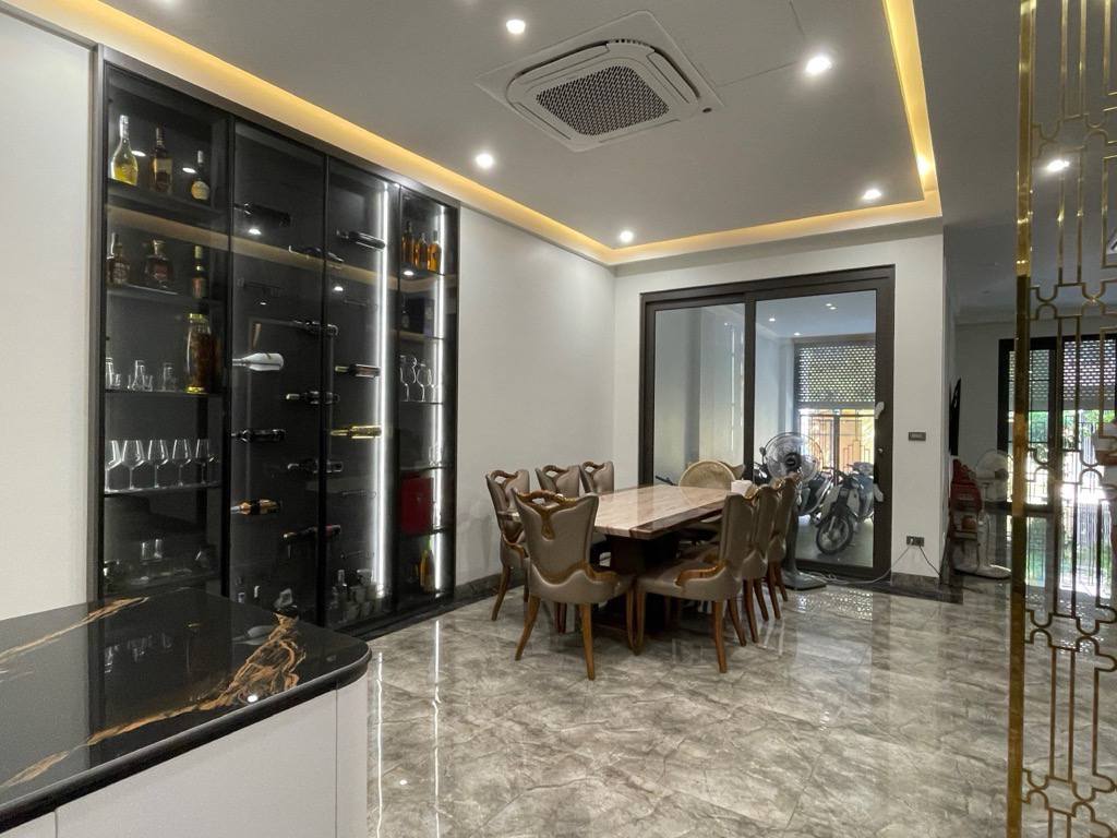 Phố Kim Mã, 6 tầng thang máy, ô tô tránh, kinh doanh đỉnh, 70m chỉ 25.x tỷ - Ảnh 2