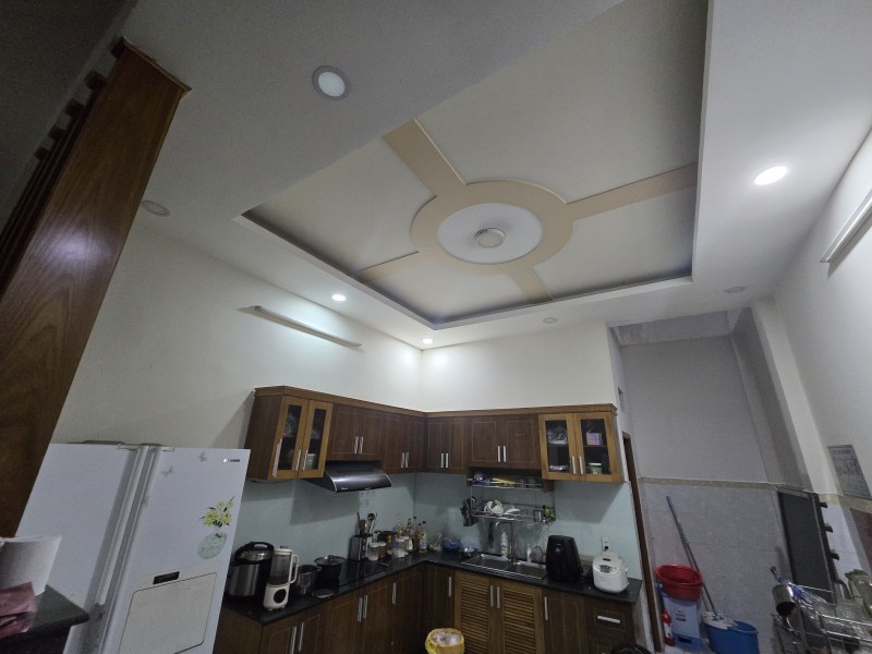 Bán nhà 3 Tầng MẶT TIỀN kinh doanh đa ngành,biên độ lợi nhuận 5%/năm,giá tốt - Ảnh 1