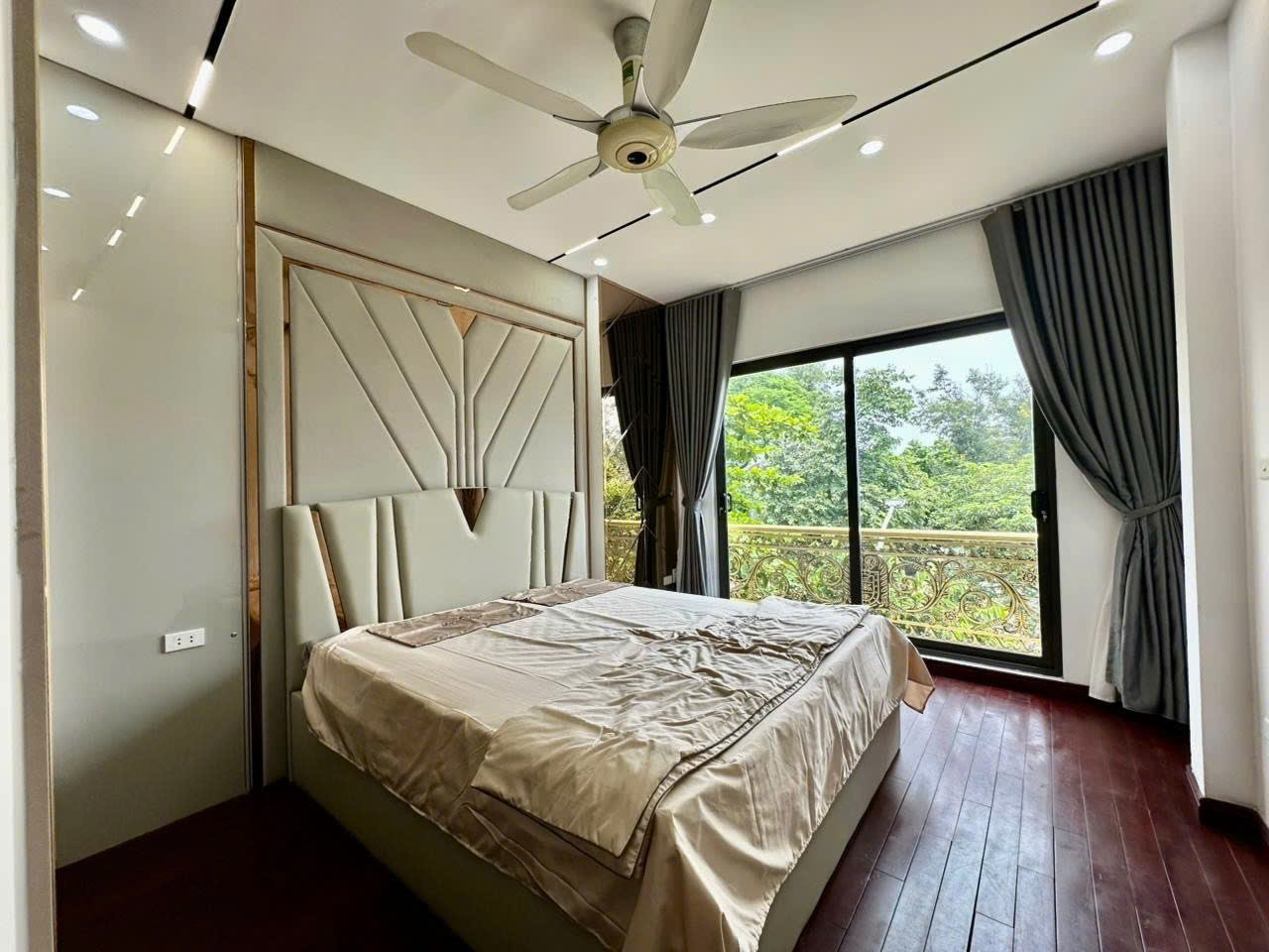 MĂT PHỐ KIM GIANG- HOÀNG MAI, 40 M2, 5 TẦNG, MĂT TIỀN 4 M, GIÁ 18,2 TỶ - Ảnh 2