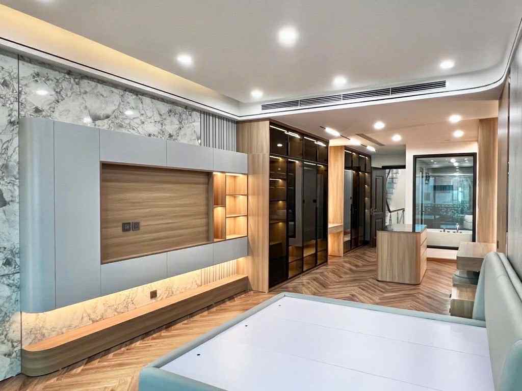 bán nhà 7 tầng, mặt phố Nguyễn Văn Cừ, 1 mặt ngõ, vỉa hè đá bóng, vừa ở vừa kinh doanh - Ảnh 4