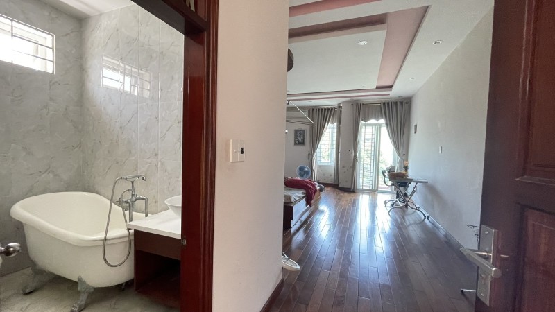 ♥ MT Đinh Công Trứ, đường 10.5m gần Biển Mân Thái, 95m2, 4 tầng, 11.x tỷ - Ảnh 3
