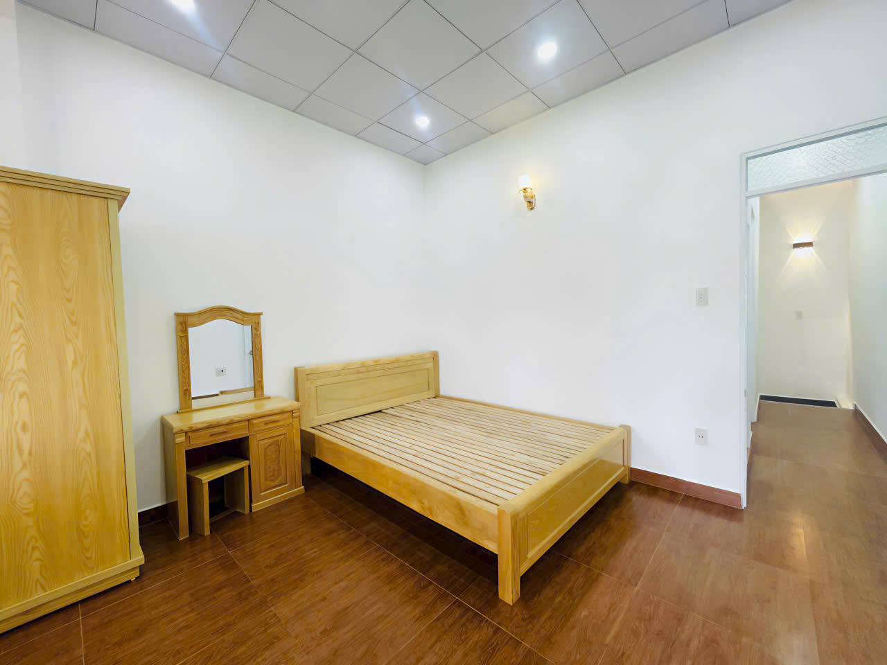 HẠ GIÁ SỐC – CHỈ CÒN 2 TỶ 950 – NHÀ ĐẸP CAO THẮNG P7 ĐÀ LẠT – CÁCH CHỢ NGÔ QUYỀN 400M - Ảnh 2