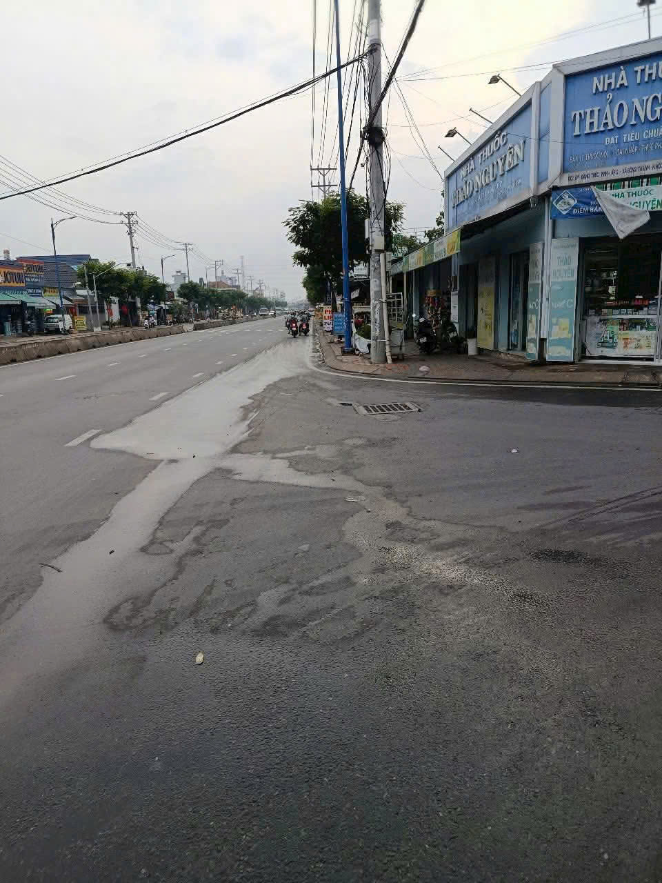 KHÁCH SẠN 17 PHÒNG + TRỤ ANTEN – THU NHẬP 87TR/THÁNG – SÁT MT LÊ VĂN KHƯƠNG GIÁ 11 TỶ - Ảnh 4