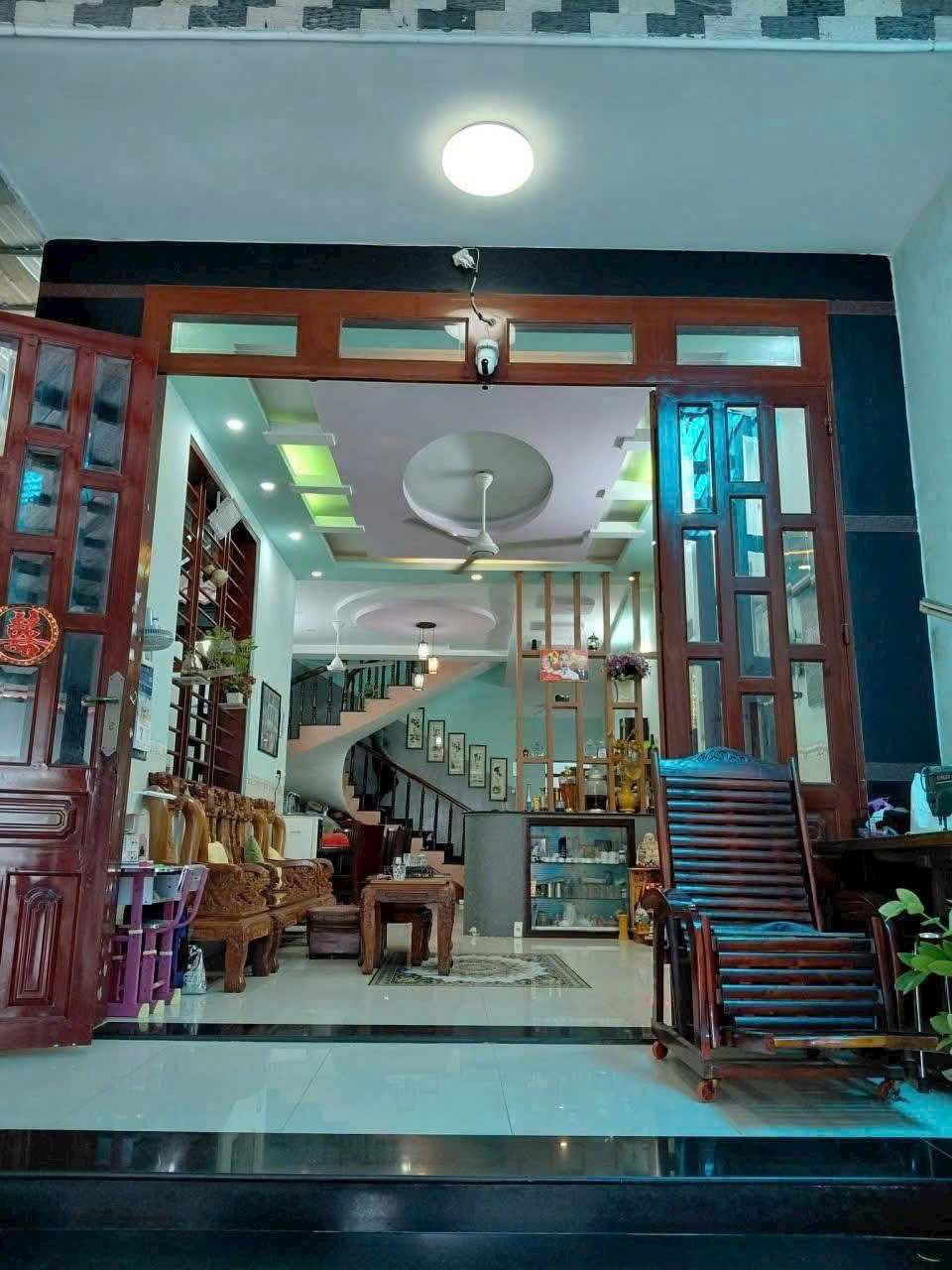 Kẹt tiền, hạ giá bán gấp nhà lầu gần chợ An Bình, đường nhựa 5m chỉ 4,8 tỷ - Ảnh 1