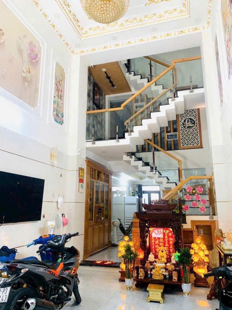 NHÀ ĐẸP BÌNH TÂN, GẦN LÊ VĂN QUỚI, 5 TẦNG, HẺM Ô TÔ, NHỈNH 8 TỶ - Ảnh 2