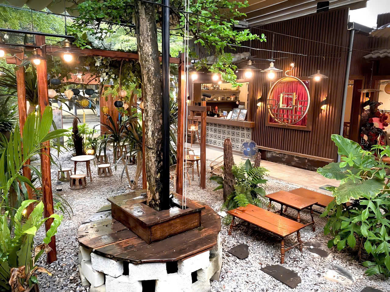 SANG NHƯỢNG QUÁN CAFE FULL ĐỒ TẠI KĐT PICENZA ,TP THÁI NGUYÊN - Ảnh 1