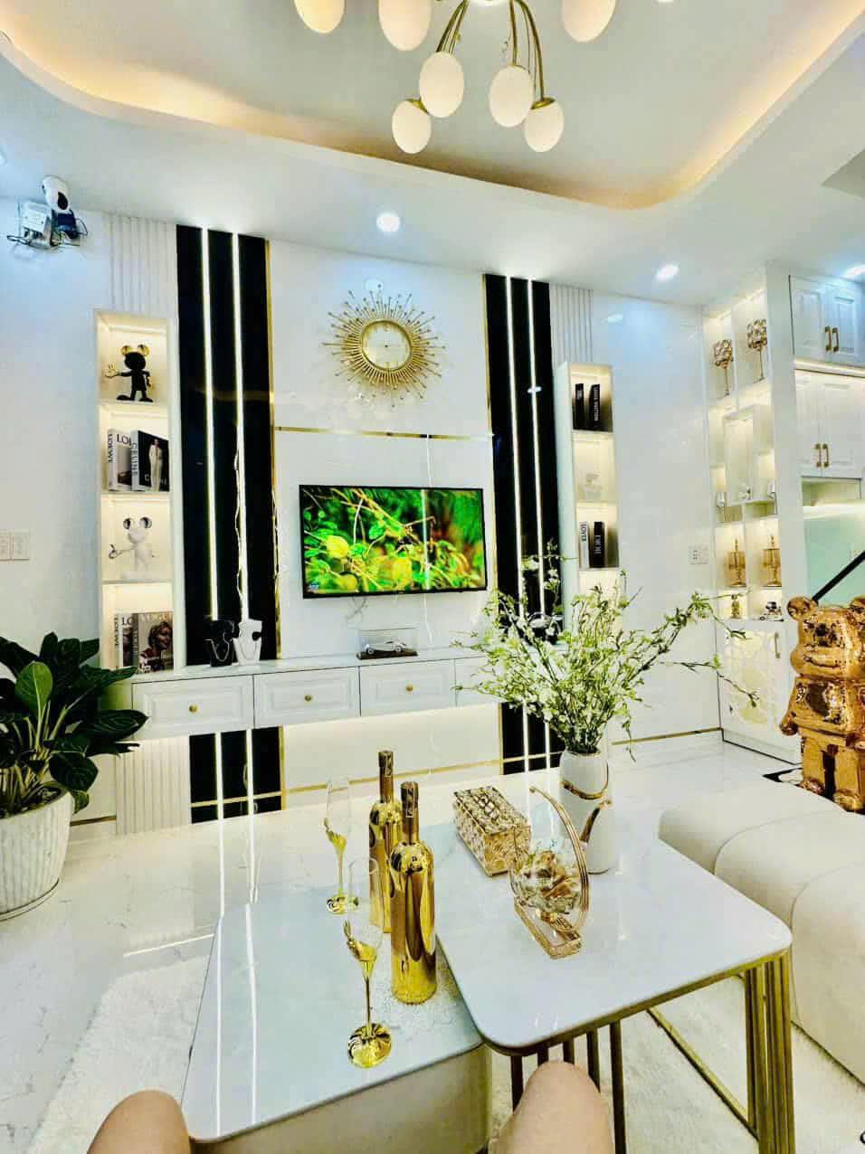 TINH HOA PHÂN KHÚC 8 T.Ỷ NHỈNH - TRUNG TÂM PHƯỜNG PHÚ THUẬN, QUẬN 7 - Ảnh 1