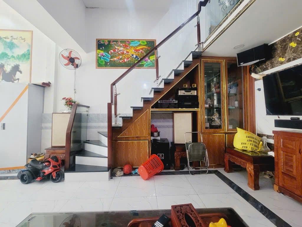 NGAY KHU CHẾ XUẤT TÂN THUẬN, PHƯỜNG TÂN THUẬN (MỚI) NHÀ 2 TẦNG 4PN- 90M2 - nhỉnh 6 tỷ - Ảnh chính