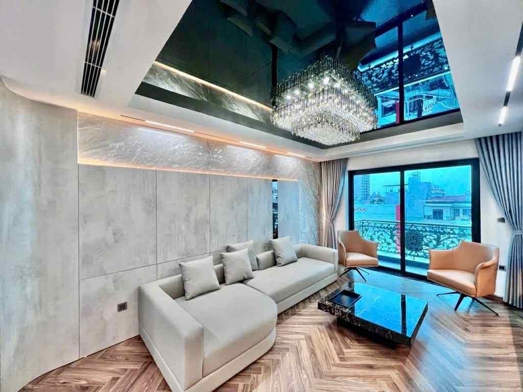 bán nhà 7 tầng, mặt phố Nguyễn Văn Cừ, 1 mặt ngõ, vỉa hè đá bóng, vừa ở vừa kinh doanh - Ảnh 2