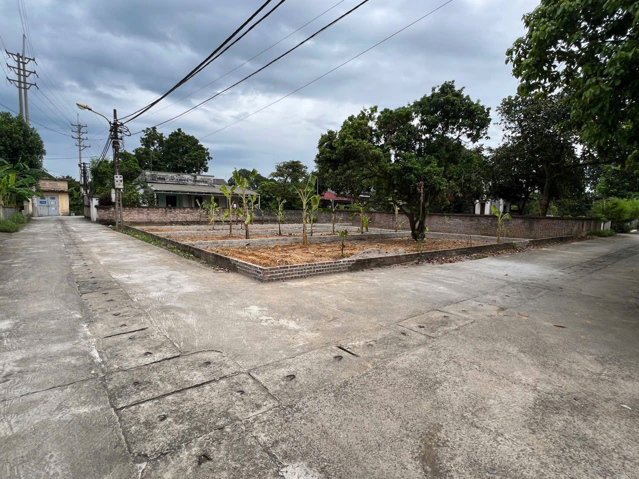 CẦN BÁN - SIÊU PHẨM ĐẤT ĐẸP – GẦN TRƯỜNG HỌC – ĐƯỜNG Ô TÔ – XUÂN KHANH, SƠN TÂY - Ảnh 2