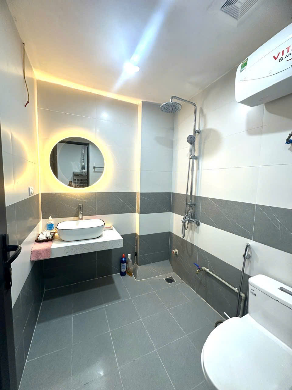 BÁN NHÀ GIÁP BÁT – Ô TÔ VÀO NHÀ – KINH DOANH DÒNG TIỀN ĐỈNH CAO – 6 TẦNG THANG MÁY – 2 THOÁNG TRƯỚC - Ảnh 2