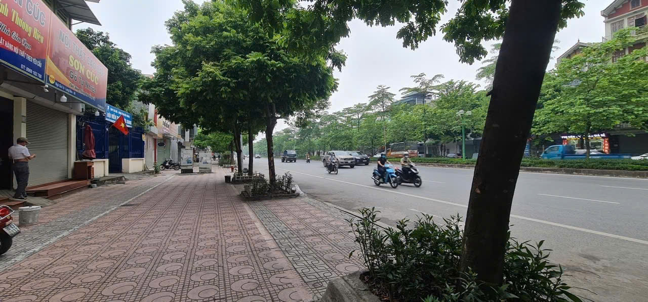 💥 BÁN NHÀ MẶT PHỐ NGÔ GIA TỰ – 2 MẶT NGÕ – VỈA HÈ RỘNG – KINH DOANH ĐỈNH 💥<br>Ngô Gia Tự 173m², MT - Ảnh 2